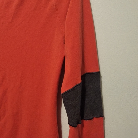 Lululemon Devotion Long Sleeve Tee size 8 - Picture 6 of 7